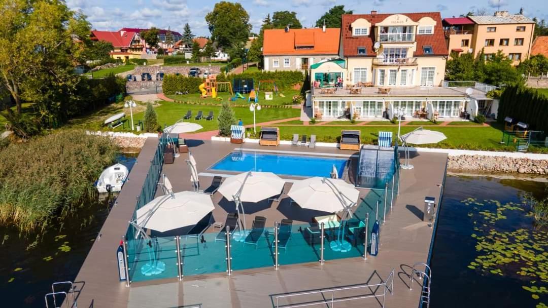 Villa Le Lux Mikołajki Exterior foto
